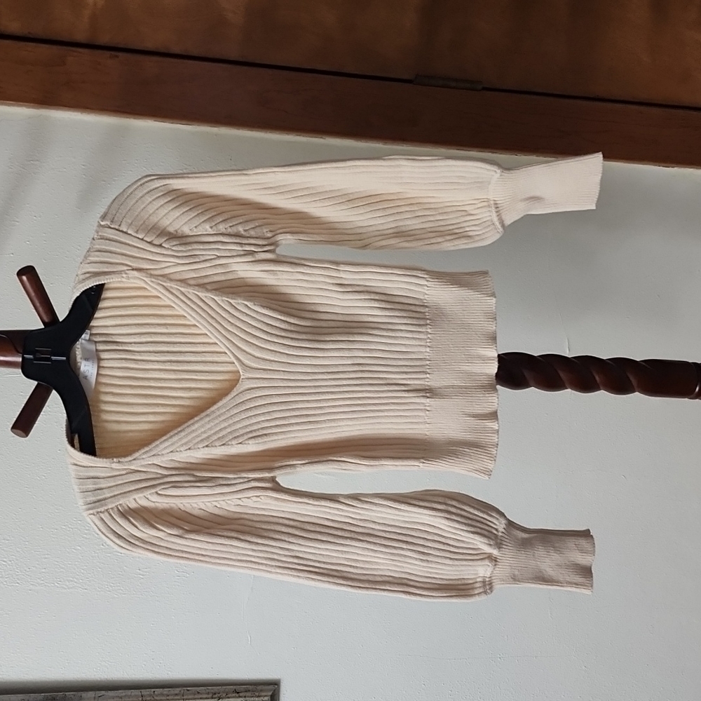 Cream Ridded Sweater